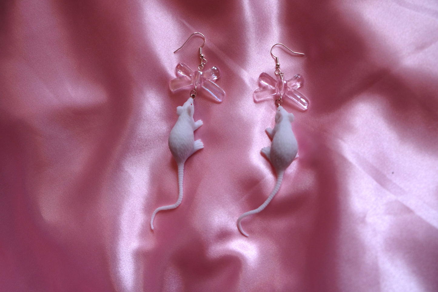Rat Bow Earrings + Necklace white