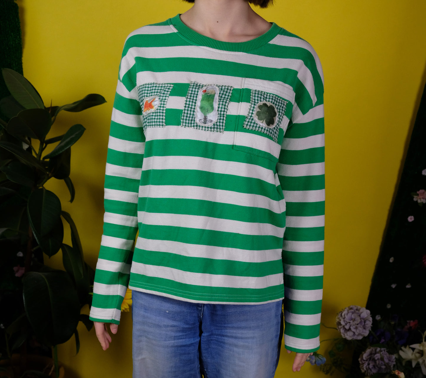 Lucky Day Stripe tee - 8- 10