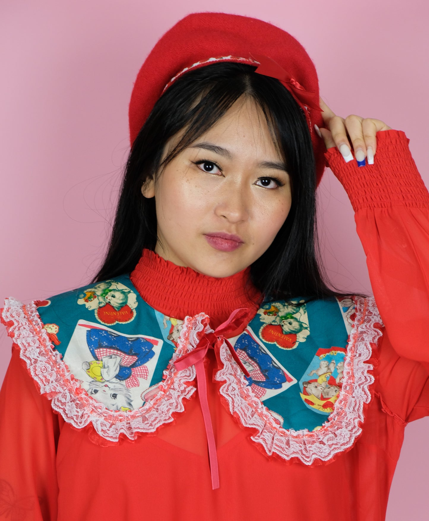 Vintage Valentine print Collar