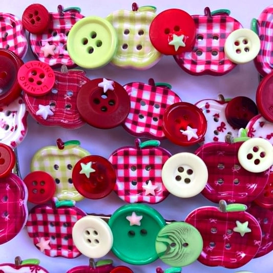 Large Apple Button clips (8 designs)
