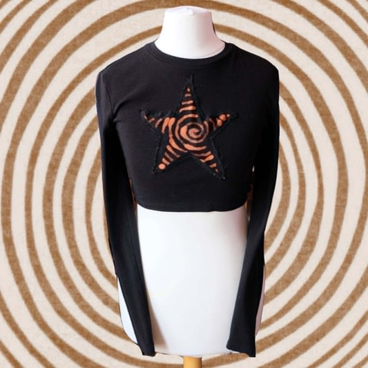 Spiral star crop top ( small 6-8)