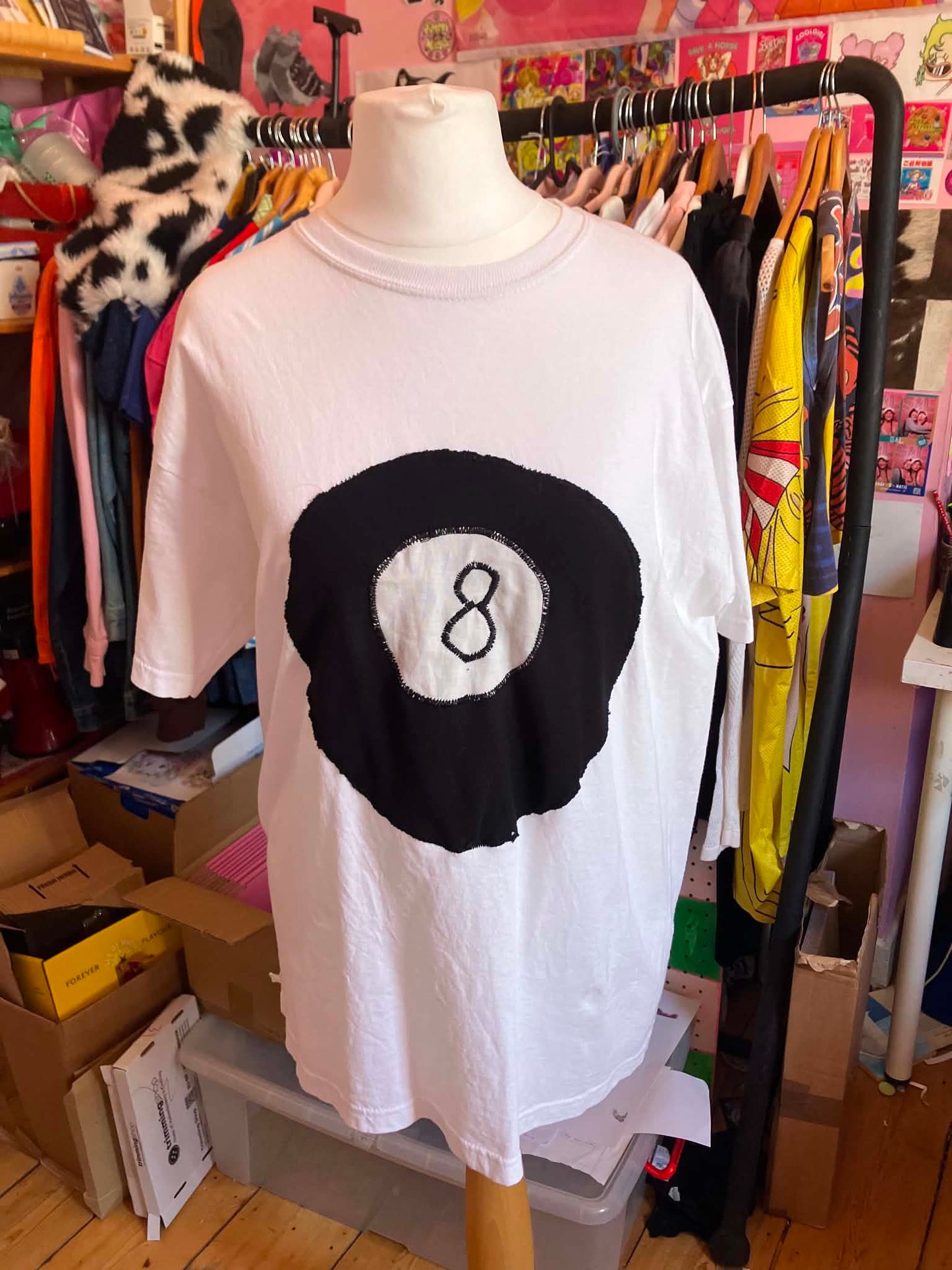 Unisex 8-ball reworked tshirt- M / 12
