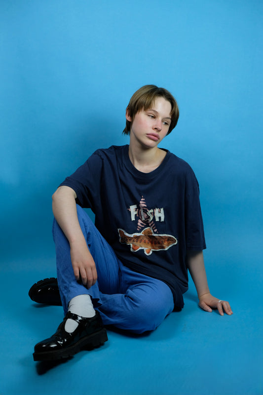 Fish tee XL/ 18- Unisex