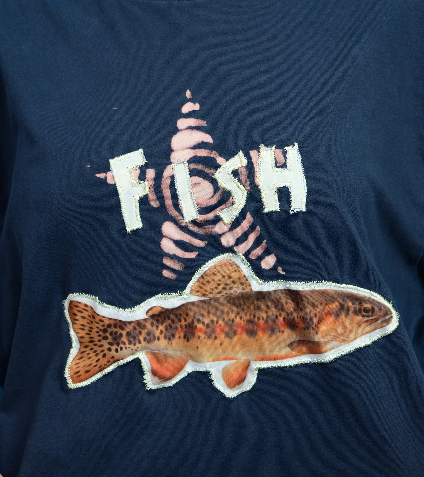 Fish tee XL/ 18- Unisex