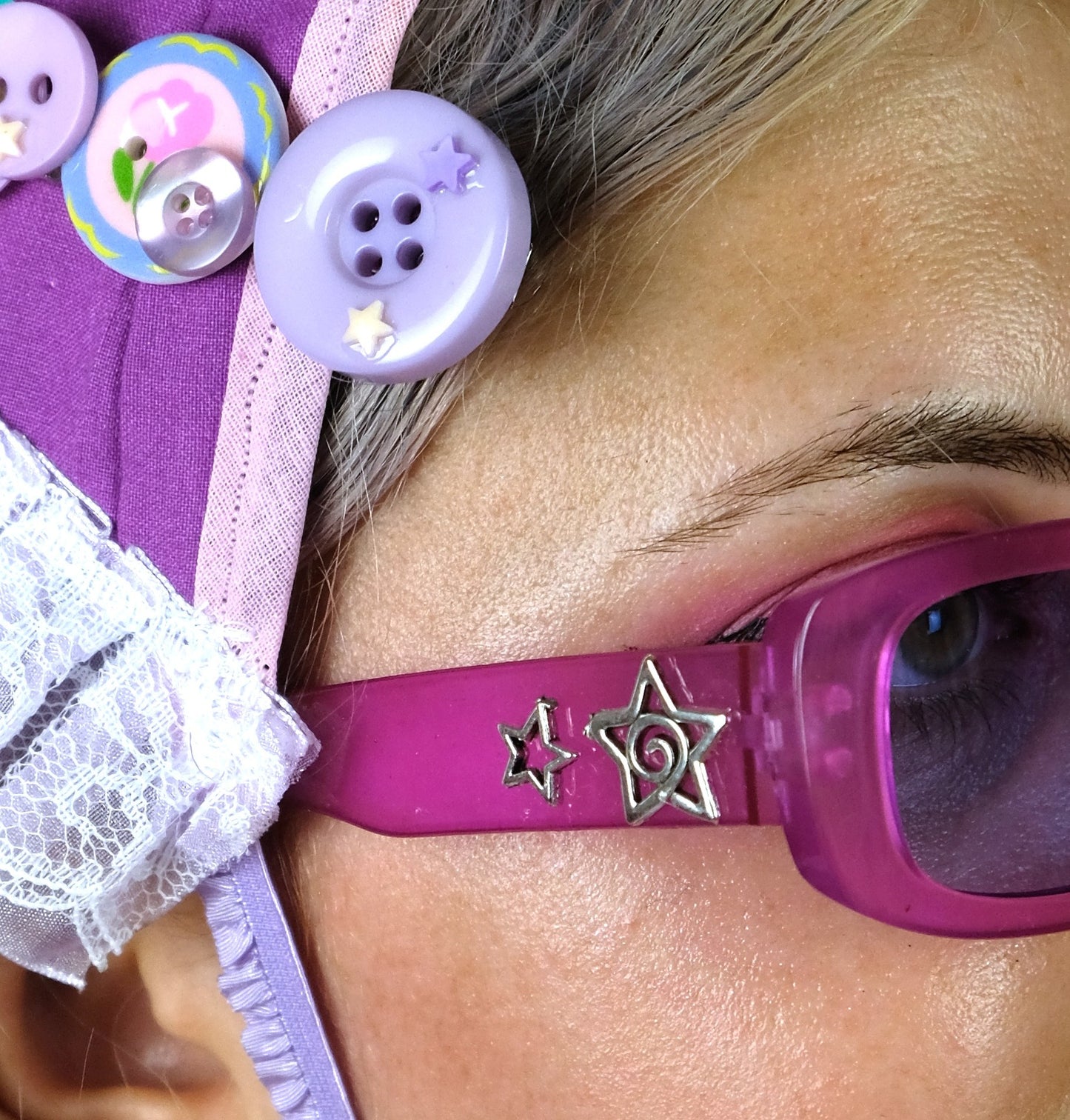 Rainbow charm sunglasses ( 8 colours)