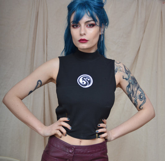 Ying Yang top- 8