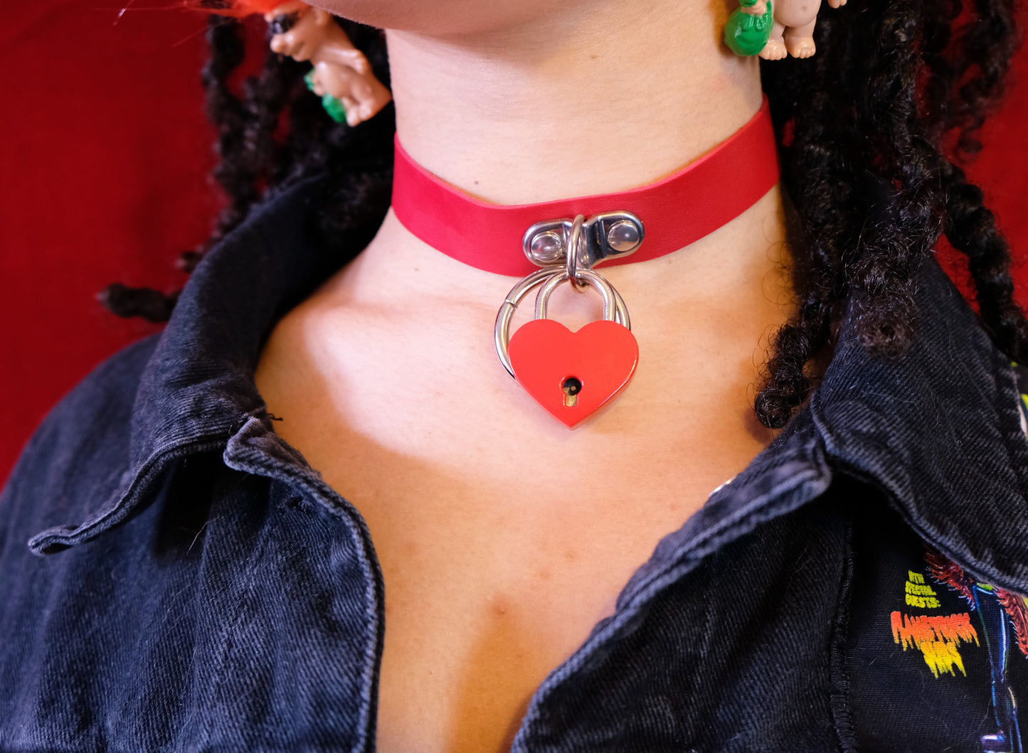 Love Lock Chokers+key  necklace ( Red, Blue, Pink)