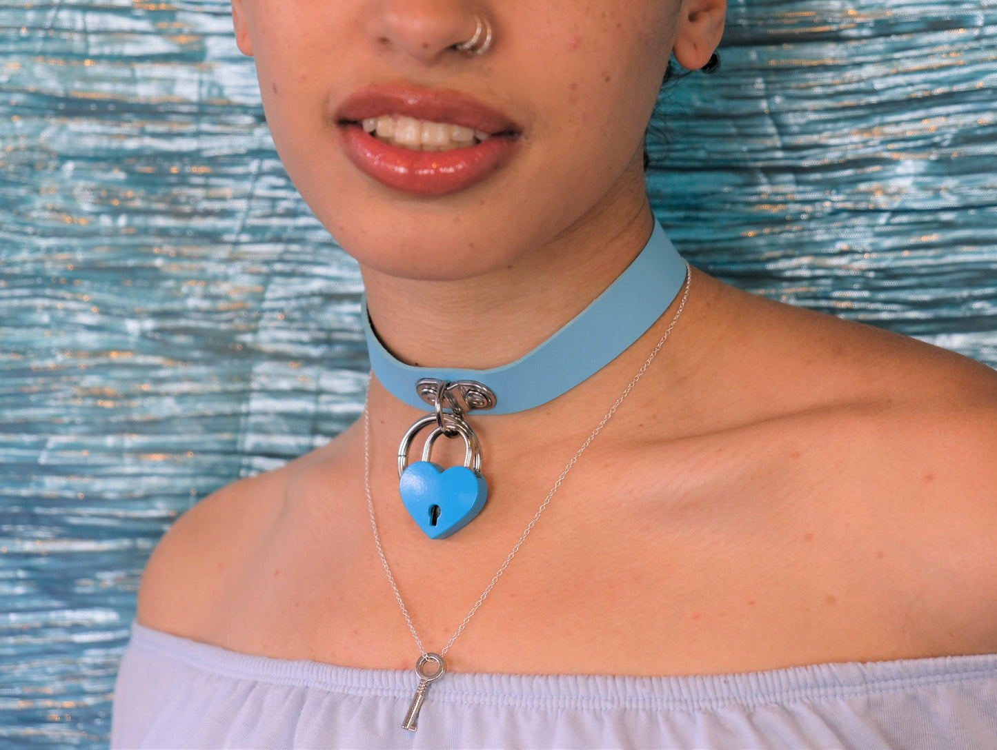 Love Lock Chokers+key  necklace ( Red, Blue, Pink)