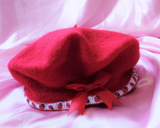 XL strawberry beret