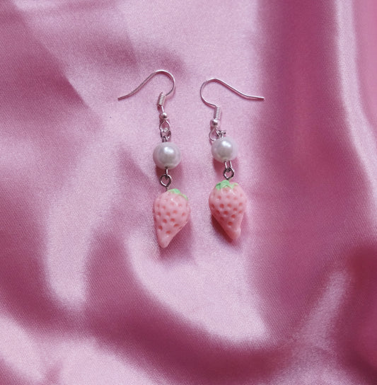 Pink Berry Pearl earrings